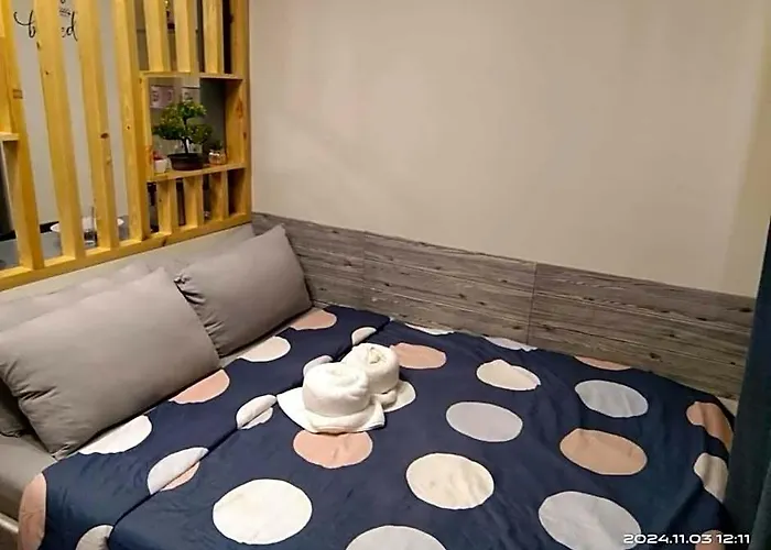 Alex's Staycation Hostel