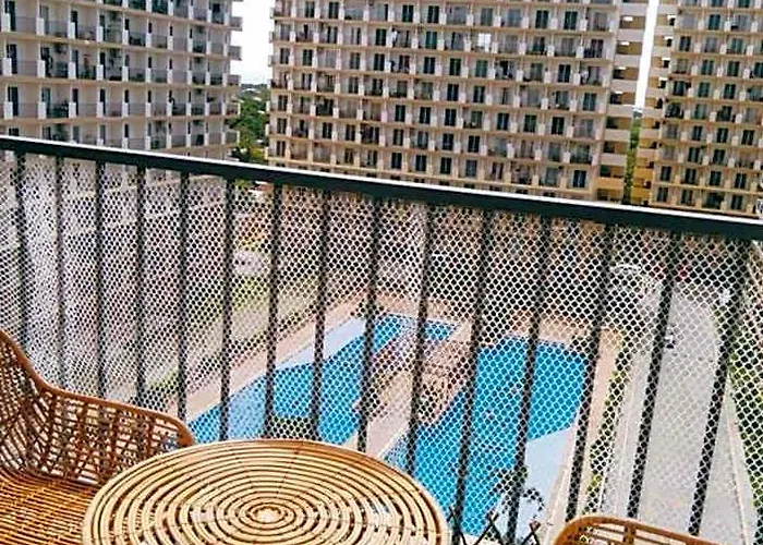 ホテル Alex's Staycation *